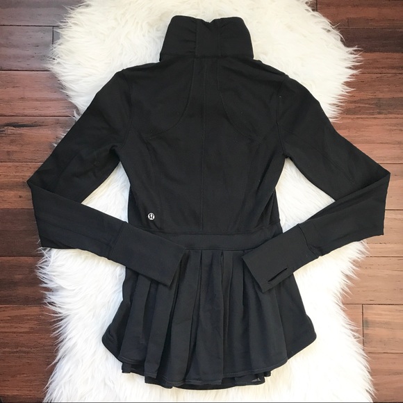 lululemon athletica Tops - Lululemon Rare Black Pleated Peplum Riding Jacket